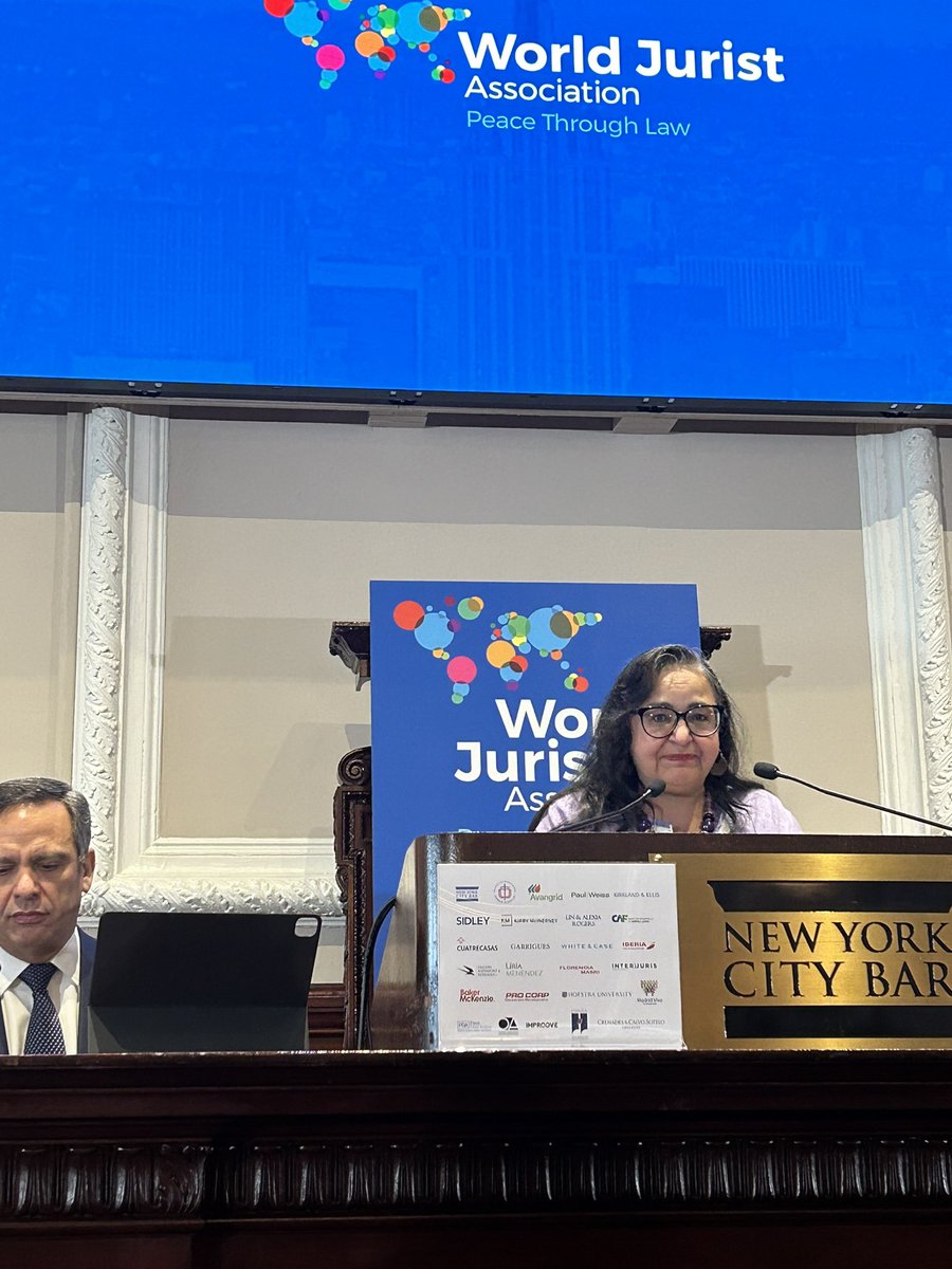 Un honor asistir al World Law Congress de la @worldjurist con la ...