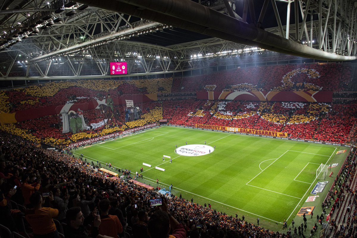 GalatasaraySK's tweet photo. 100 yıllık Cumhuriyetimizin parlak güneşinin doğmasına 100 gün kala, ilk günkü hedeflerin izinde, Atamızın izinde...

#Cumhuriyetin100üGalatasaray https://t.co/bQm0U01A36