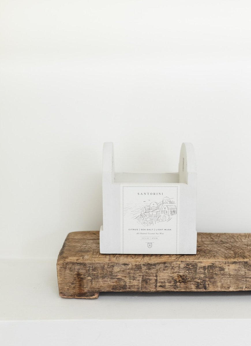 ryvescandles's tweet image. Fragrance Notes of the new Santorini candle.

Citrus | Sea Salt | Light Musk

PC: @kinna.shaffer 

#santorini #greece #cycladicarchitecture