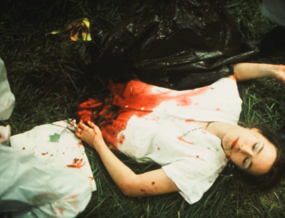 Niheaval's tweet photo. Nekromantik (1988, Jörg Buttgereit) https://t.co/H8JEayevgM