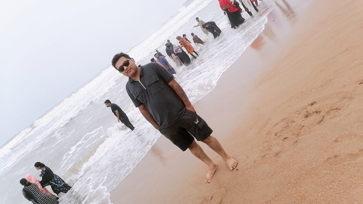 Inam_here tweet picture