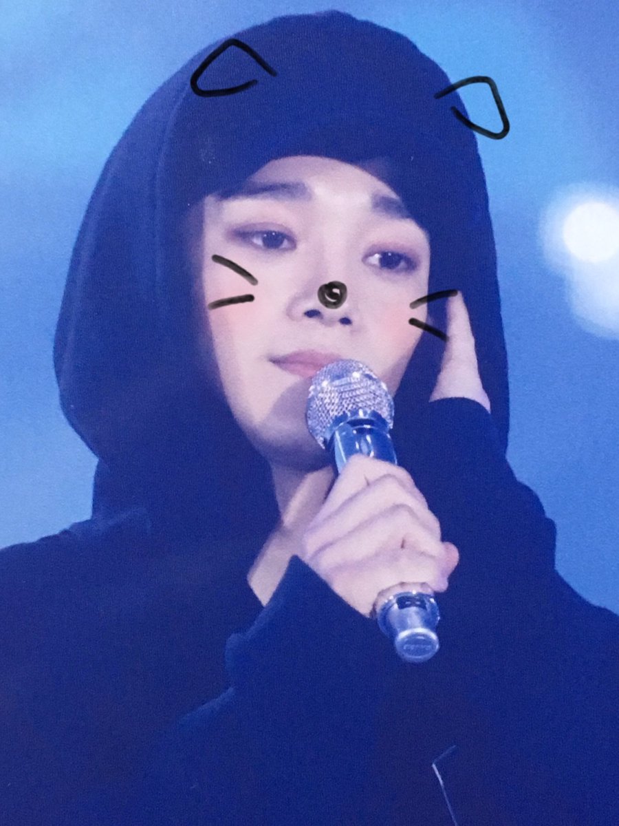 CHENSlTO's tweet photo. #첸 #CHEN 🐶
#종대 #JONGDAE https://t.co/ZtVsQmAYrC