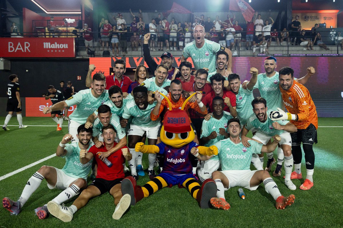 No nos conformamos. 

Queremos ir al Cívitas. 

¡VAMOS!