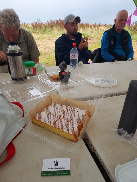 FingalHeritage's tweet image. Despite a grim start we were revived by cake-thanks Warren-and lots of interested visitors including Fin O'Carroll and her entourage. Planning ongoing in 5A with completion of topsoil removal in 5B onto stony surface. Small rest and we'll be back on Monday #diggingdrumanagh