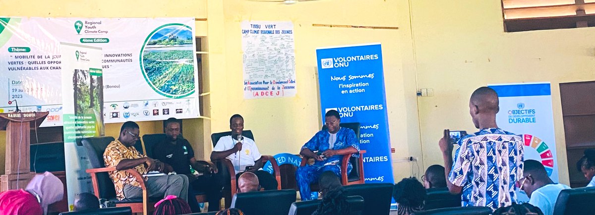 adamagabdou's tweet photo. Camp climat régional des jeunes /RYCC BONOU🇧🇯 2023 
Instant Panels 

Thème : Mobilité de la jeunesse africaine et innovations vertes : quelles opportunités pour les communautés vulnérables aux changements climatiques ? https://t.co/PMR9OjgXho