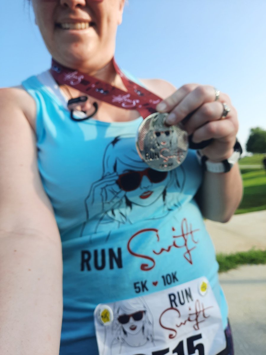 ddker's tweet photo. Did my @taylorswift13 virtual 10K run this morning while listening to T-Swift the whole time! #IRun4Movement #taylorswift #swiftie https://t.co/nLOd26bxLF