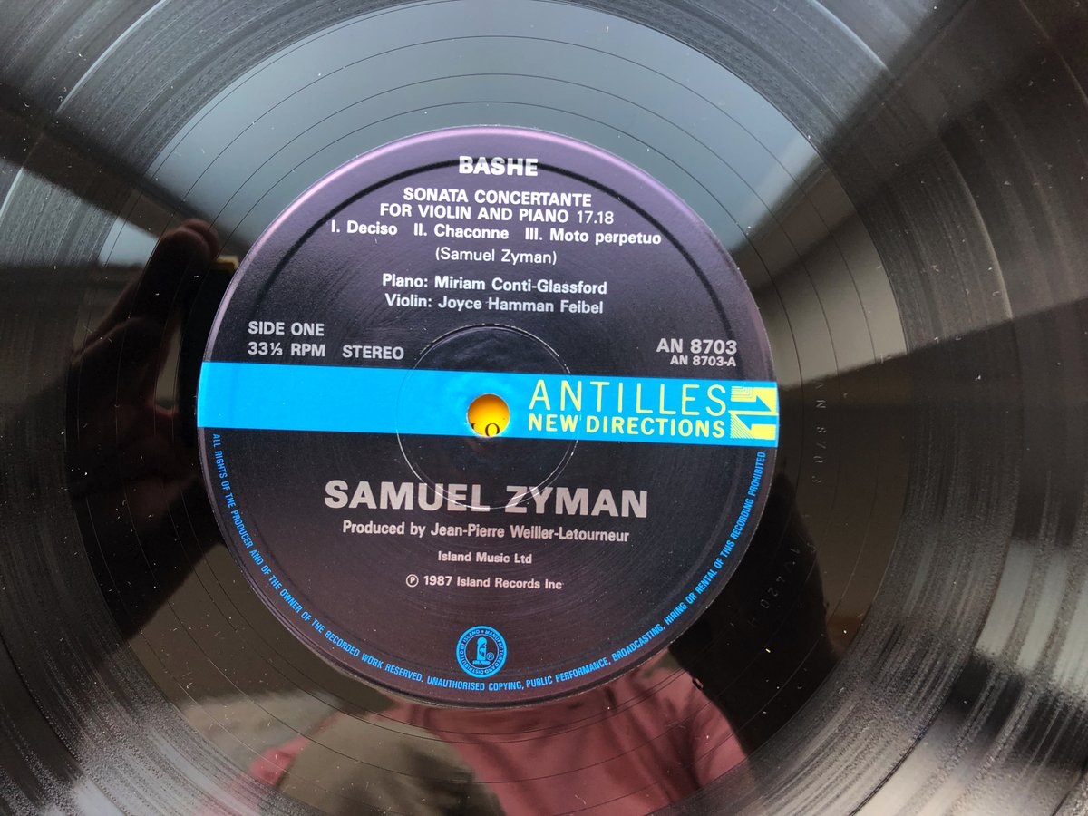 Classical33 tweet media