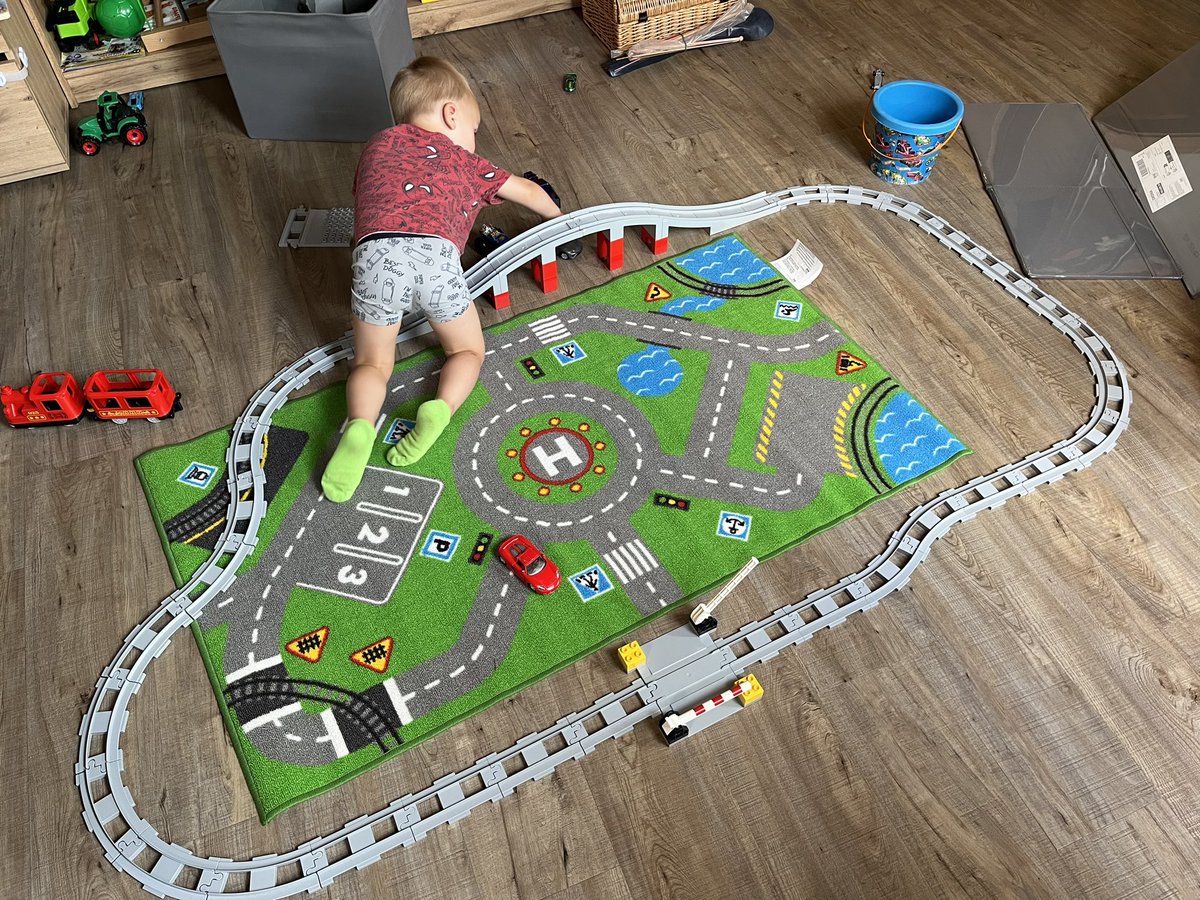 Tak už máme taky doma kobereček. Díky moc za tip <a href="/YgritteFire/">Ygritte</a>