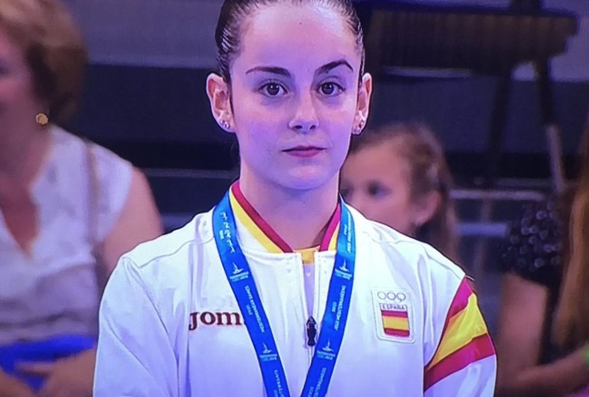 🤸La sevillana Ana Pérez, campeona de España absoluta

#tejiendoandalucia #deporteandaluz y #gimnasia

📱ow.ly/hGl250PiOTb