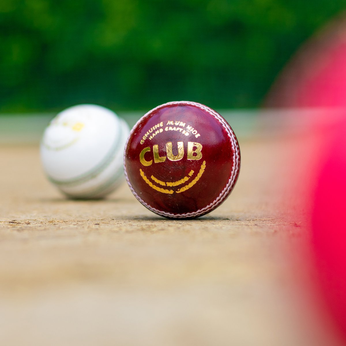 sgcrickett's tweet image. The SG club cricket balls! One of the most popular products in the SG range. The ideal ball to play matches or practice, if you want to graduate to the next level! #believe #become #unparalleled #SGcricket #SGSportswear #performance