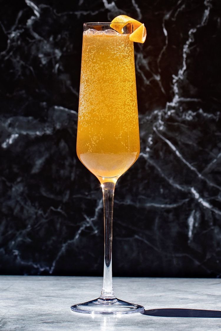 Selamat malam kakak <a href="/epancrthosis/">SARAH.</a>. Pesanannya sudah siap untuk dinikmati~ 

• Raspberry Souffle (1)
• Grapefruit Sparkling Wine (1)