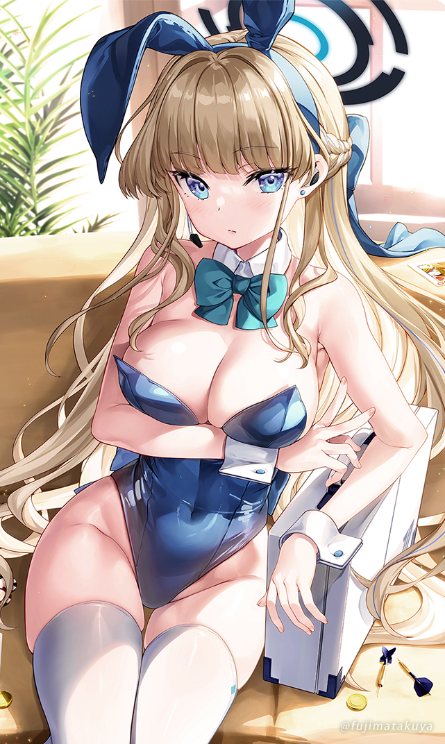 トキ(ブルアカ) ,トキ(バニーガール)(ブルアカ) 「バニーガールトキちゃんです。イェイ」|藤真拓哉のイラスト
