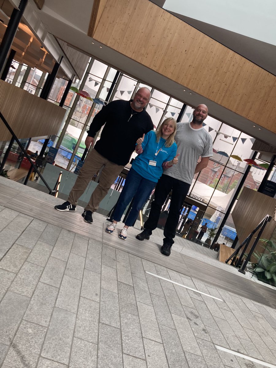 Nickyvar's tweet photo. What a great day! #uclanalumni @sltraill @Baldy754 @scottgarcia810 https://t.co/TJin9SX1XH