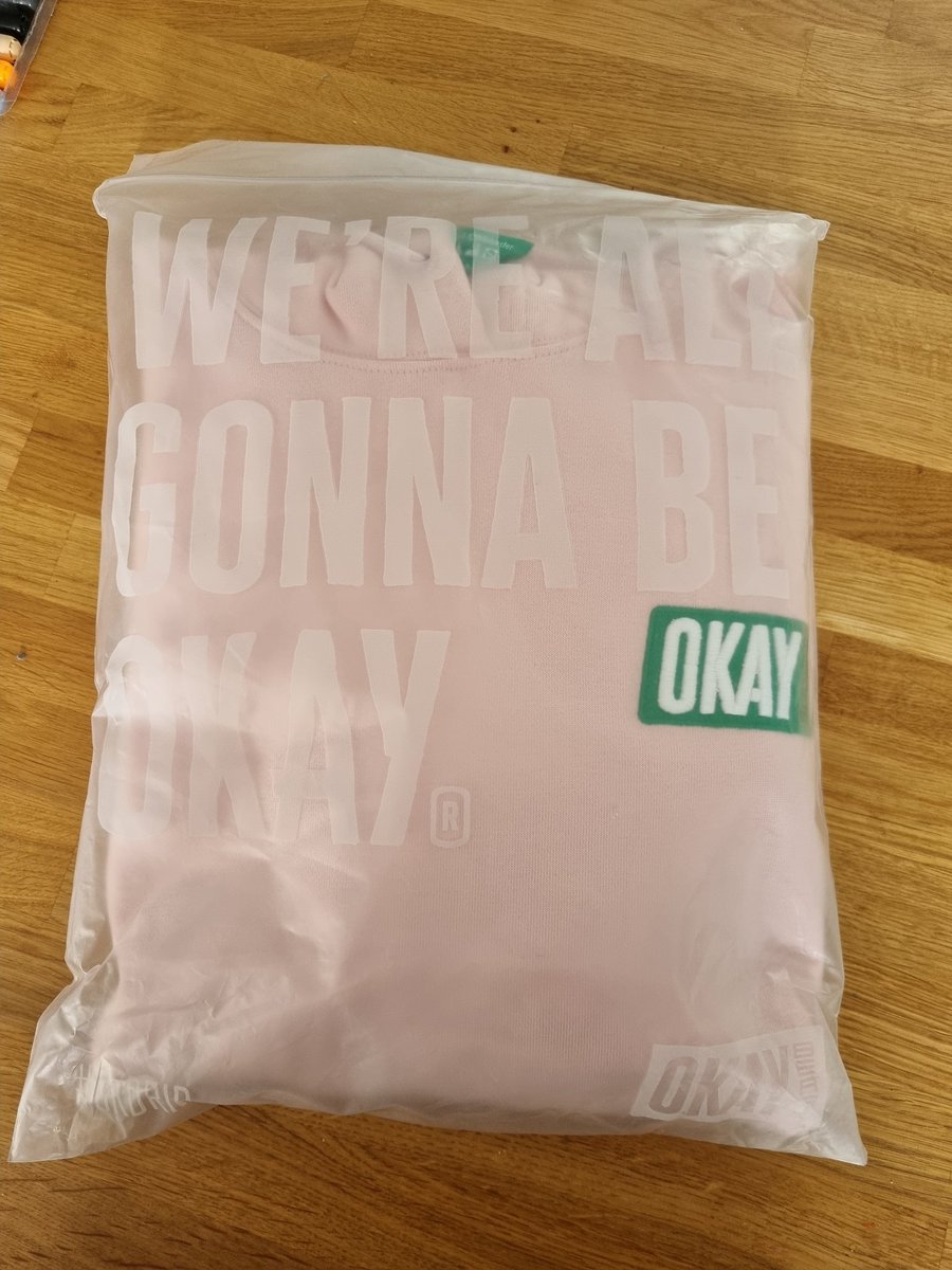 Bluey_Sol's tweet photo. Gm βοΈ
Today's a good day, #okayhoodie has arrived and it's a perfect fit π
#OKDRIP
https://t.co/Ouvg8AtPKc https://t.co/IA69iweaJr