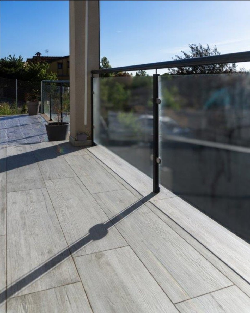 La ✌️ida no es para comprenderla, es para ✌️i✌️irla.

<a href="/rocersa_es/">Rocersa</a> #maderas #porcelanicos #pavimentos #exteriores #decoración #interiorismo #reformas #construcción #gumieldeizán #riberadelduero #arandadeduero