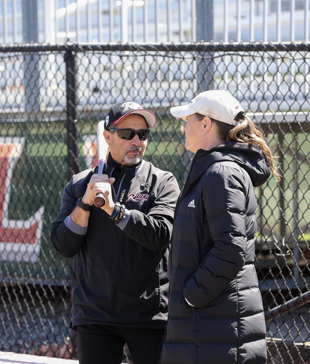 Rider Softball tweet media