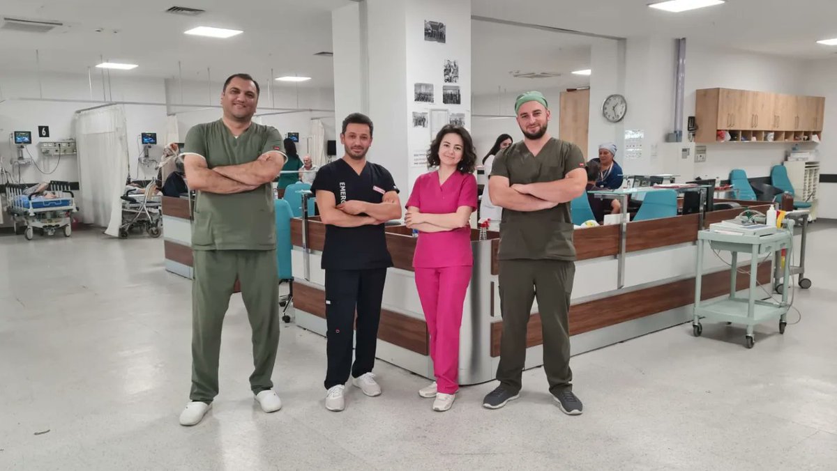 AduHastane's tweet photo. TECİLİ YARDIMIN İNKİŞAFI PROJESİ KAPSAMINDA AZERBAYCAN’LI DOKTORLARIMIZ HASTANEMİZDE GÖREVE BAŞLADI
Azerbaycan'da devam eden TeciliYardımınİnkişafı(AcilHizmetlerininKuvvetlendirilmesi)projesi kapsamındahastanemz,AcilAD'na fellow olarak gelendört Azerbaycan'lı doktrmuz görevebşldı https://t.co/Tg5MV4QRUr