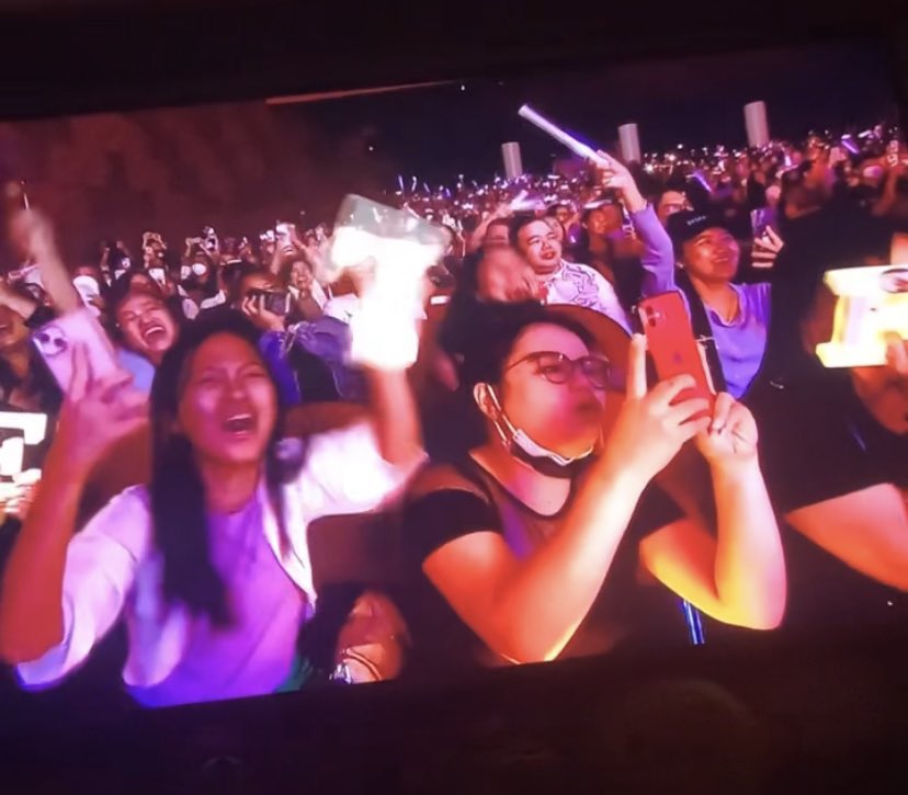 NAGBALIWAN ANG BUBBLIES EH HAHAHAHAHAHAHAAHAHAHA SINO BA NAMANG KASING HINDI????? how dare u donbelle 😭😭😭😭

BELLE IS BELOVED

#BelleBelovedConcert
#BelleNewGenConcertQueen
#BelovedBelleDay #BelleMariano