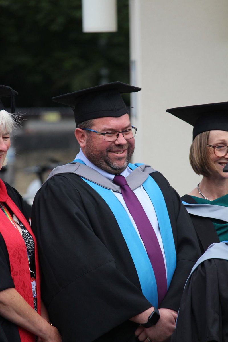 Rachael (@radrach07ael) on Twitter photo And <a href="/GeorginaBrimbl1/">Georgina Brimblecombe-Rust</a> and I cannot thank this man enough. <a href="/simonandrew1980/">Simon Andrew</a> didn’t let shielding stop him from teaching us everything we know. And now look at you all grown up, officially a <a href="/UoE_MI/">UoE Medical Imaging</a> lecturer. So chuffed you could watch us graduate 👩🏻🎓 👩🏻🎓 And <a href="/GeorginaBrimbl1/">Georgina Brimblecombe-Rust</a> and I cannot thank this man enough. <a href="/simonandrew1980/">Simon Andrew</a> didn’t let shielding stop him from teaching us everything we know. And now look at you all grown up, officially a <a href="/UoE_MI/">UoE Medical Imaging</a> lecturer. So chuffed you could watch us graduate 👩🏻🎓 👩🏻🎓