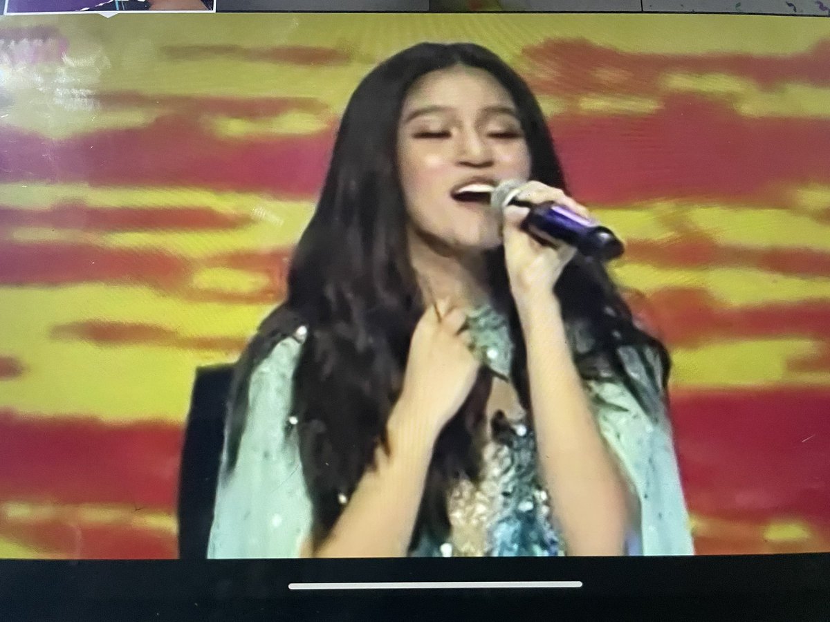 db_teyah's tweet photo. just #DonnyPangilinan soft smile while belle is performing grabenh adoration!!!!

BELLE IS BELOVED

#BelleBelovedConcert
#BelleNewGenConcertQueen
#BelovedBelleDay #BelleMariano https://t.co/gLibO3Xo3n