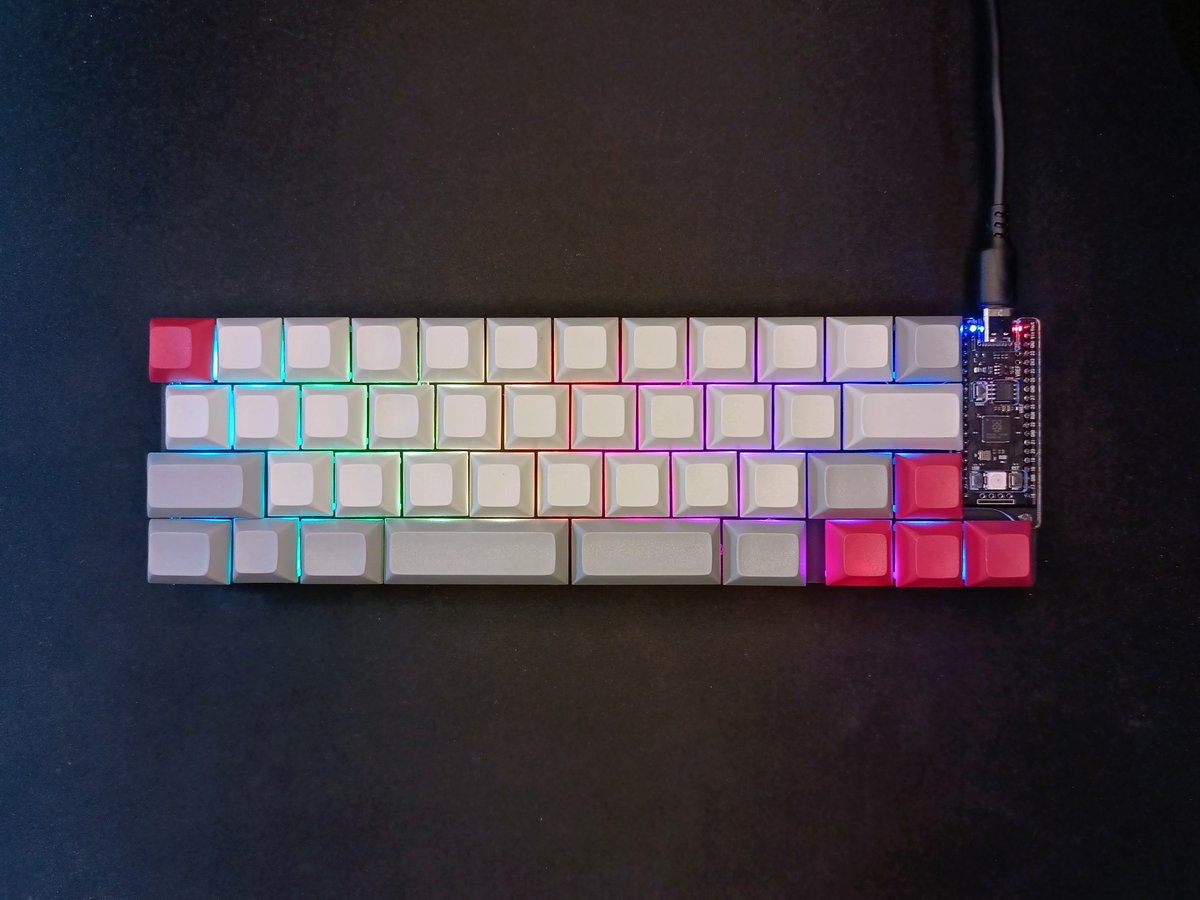 pabile's tweet photo. P43 40% keypad is now available on our etsy store! 
https://t.co/pio24WIG7y

#mechanicalkeyboards https://t.co/b7wE4fAnEd