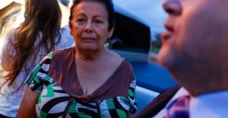 ivanildoiii's tweet photo. A DOUTRINA ALEXANDRE DE MORAES

A jornalista Maria Aparecida, 73, foi presa ontem em Alagoas.

Nos últimos meses, ela denunciou possíveis irregularidades no processo que envolve a petroquímica Braskem em Maceió.

A prisão preventiva usou como base decisão proferida por Xandão. + https://t.co/RhAVEX1dko