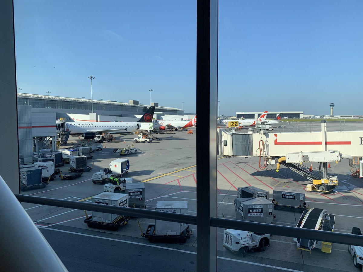 C’mon <a href="/AirCanada/">Air Canada</a> don’t let me down this time. All I’m asking is a safe and on time trip. You’re normally excellent at the first but inconsistent with the second. #Saskatoonbound #businesstravel