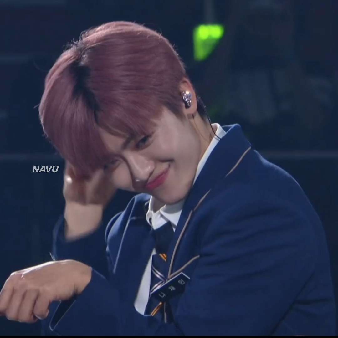 기여웡 완전 나냥나냥이🥹 #재민