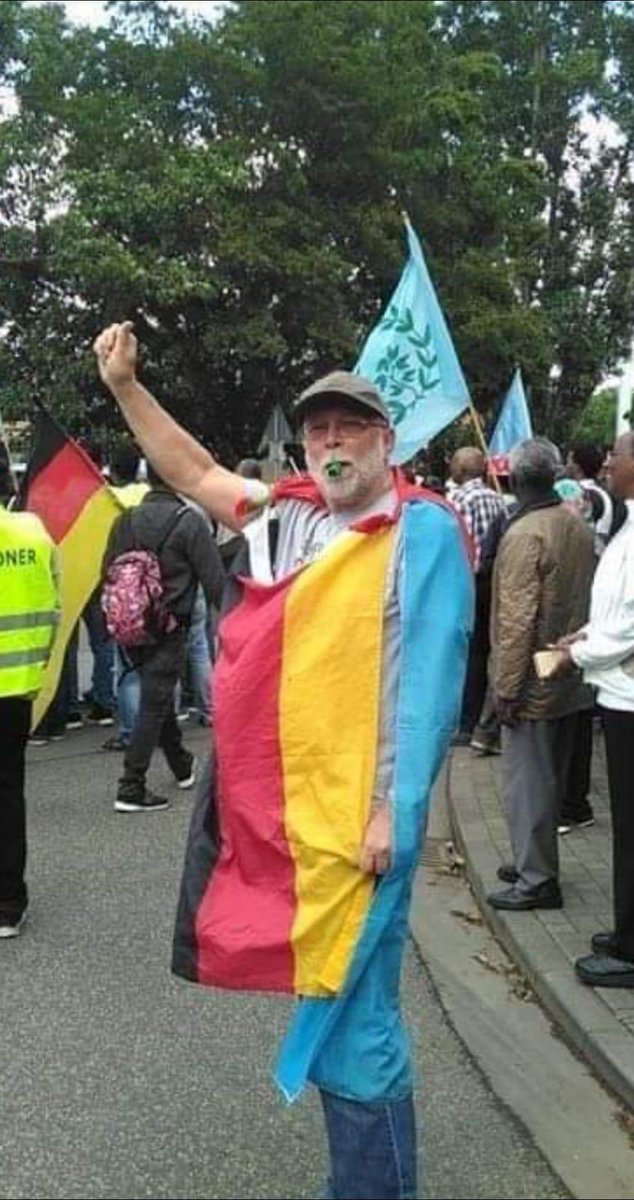 Erifirst1's tweet photo. @RolandTichy Danke 🙏🏽 für deine Aufrichtige Klarstellung dieser Tatsache. Die Grünen stehen hinter dieser Sache👇🏾Fakt!!! https://t.co/pTRslnMGI5