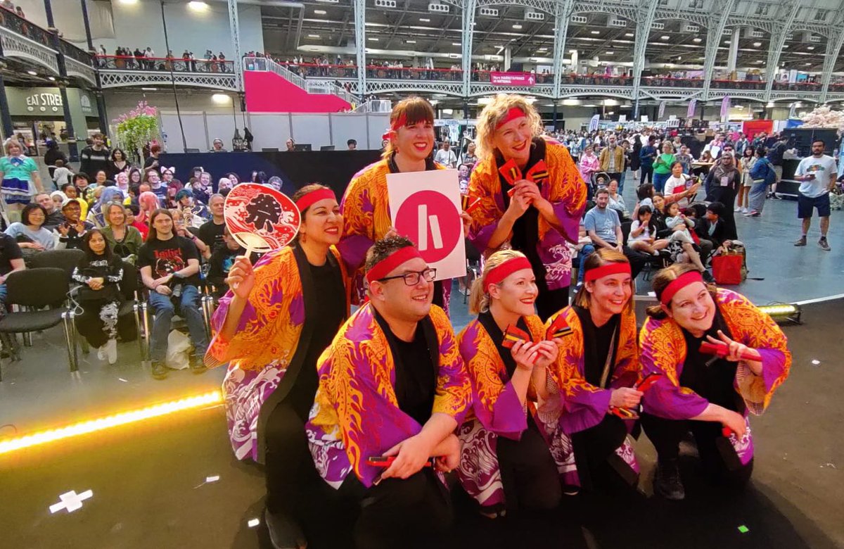 Thank you to everyone who came to support our stage show!!! Come and try Yosakoi for yourselves at our free workshop from 2:30pm near the Entrance/Exit! 💃🏻✨✨✨✨