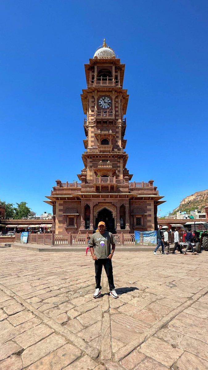 Karthickkaviram's tweet photo. The blue city 💙
#meesakar #sasuke #jodhpur #bluecity #notatraveller #notawanderlust #rajasthan #happywe https://t.co/DOzvQyID6p