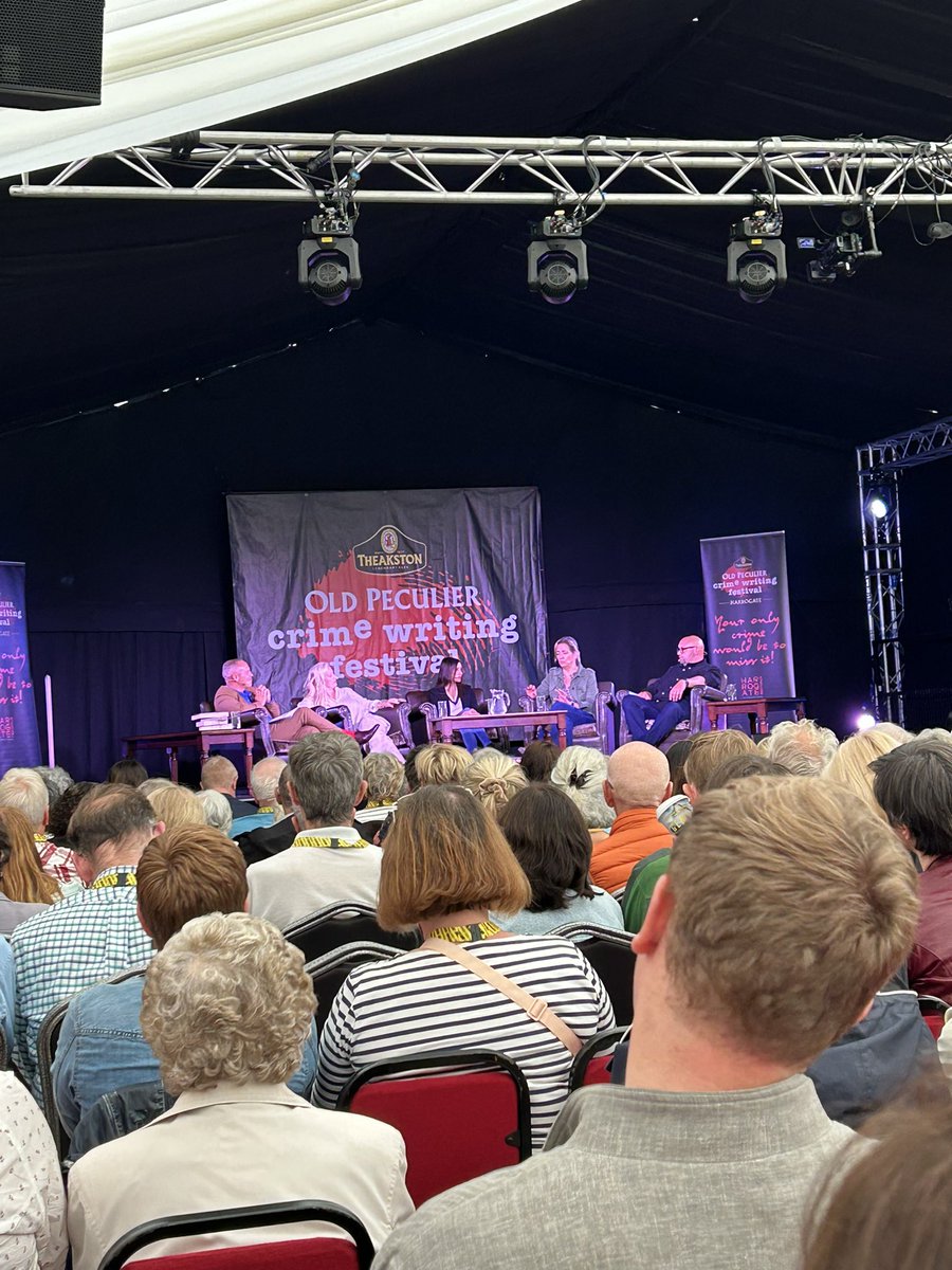 ‘The reason people love the court room is because it’s the ultimate form of storytelling. You’re told one side, then the other’ - @SVaughanAuthor - plus @Helen_Fields sharing that not getting to decide who she represented made her a better person… fascinating! 👀👀