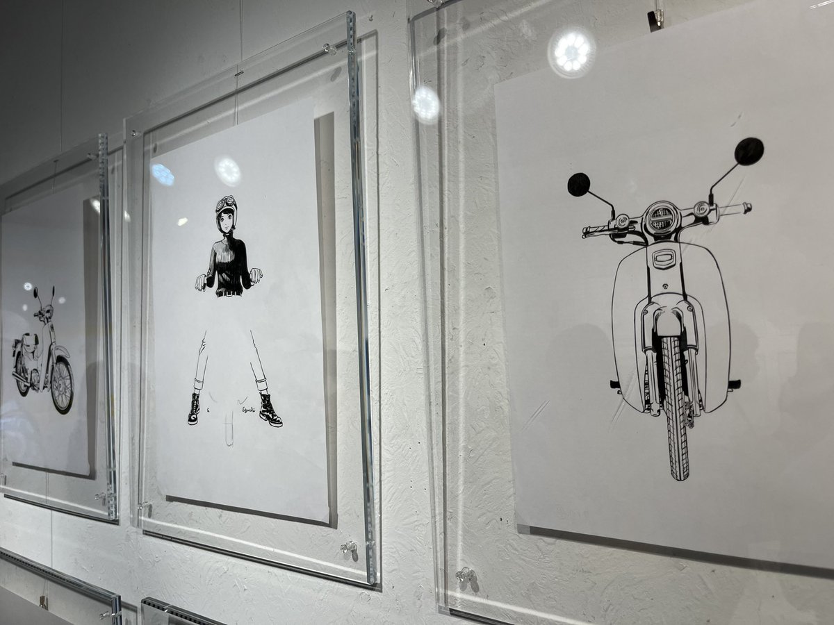 kazuyuki_shindo's tweet photo. 今日は吉祥寺で開催中の #江口寿史 先生の個展へ
B-2unitやひだりうでの夢など教授の曲の流れる中、江口先生の原画を。
先生の絵は常に新しくなっているけれど、コレは江口寿史!ってわかるのは凄いよね。
クリエイターの端くれの1人としてとても刺激を受けた。
#steptostep
#リベストギャラリー創 https://t.co/azp4SAK3i1