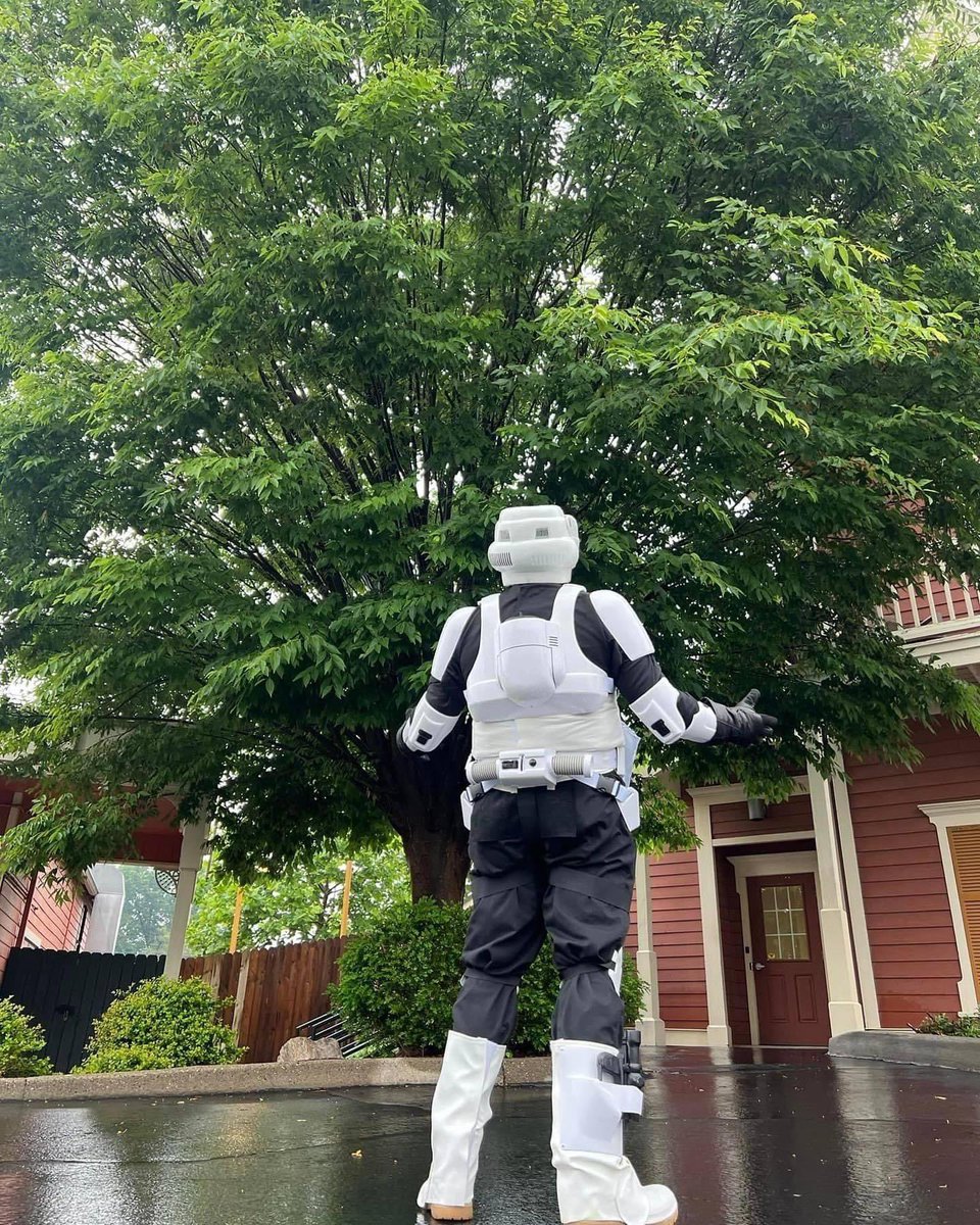 Final boss has been reached… Good luck… Member: TB-61006 of @501st_BlueGrass @501Pathfinders #501st #ScoutTrooper #BadGuysDoingGood