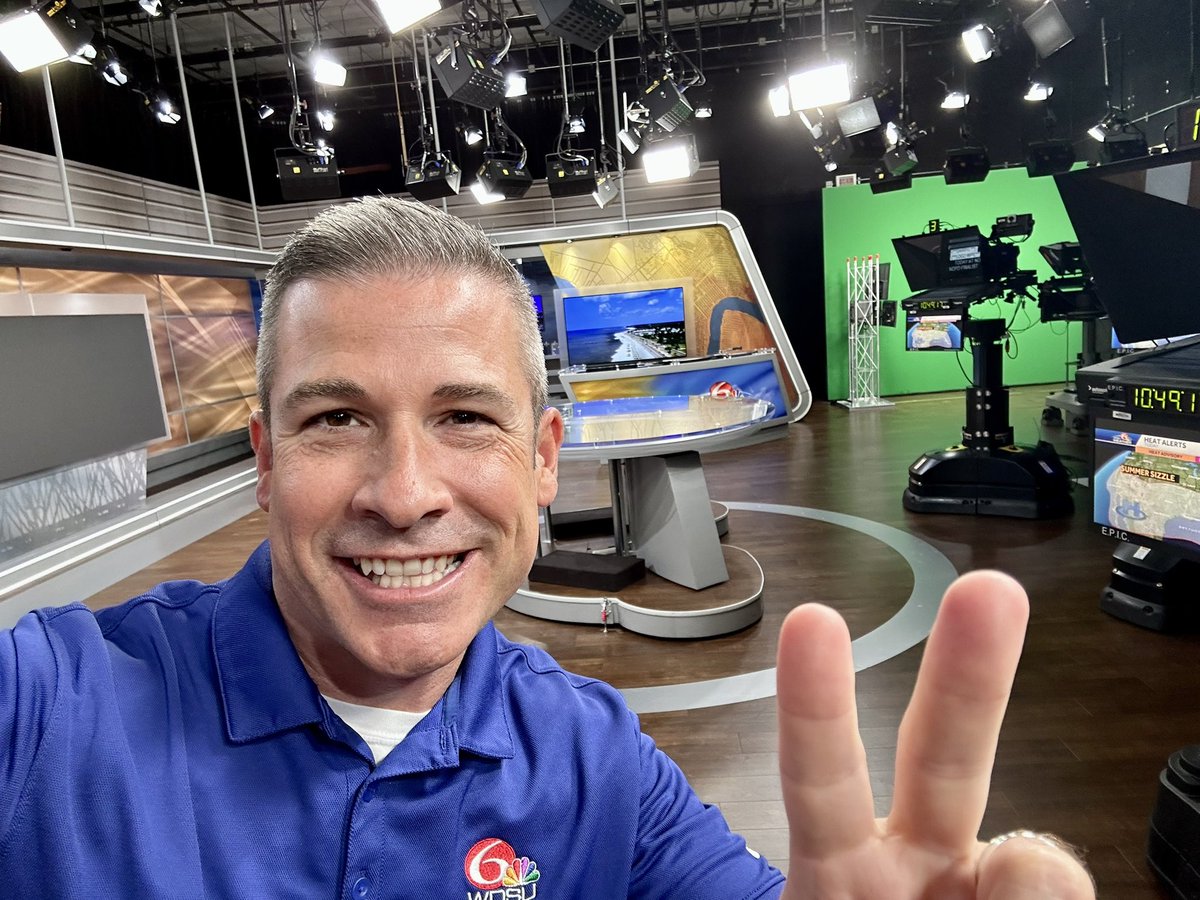 That’s a wrap! Great last day at WDSU!

Thankful for our viewers, colleagues and all the fun along the way.

Excited about the next step and catching a bit more sleep!