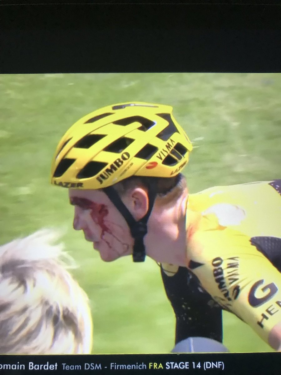 spinning_will's tweet photo. Don’t let anyone tell you the Tour de France is just riding bikes. Terrible luck on #stage20 for my boy, #DurangoKid #SeppKuss #JumboVisma So close to Paris and a top 10 individual finish. Sepp is the #1 teammate of the #1 rider on the #1 team. Incredible tour. #Vingegaard https://t.co/oibR5bDUTq