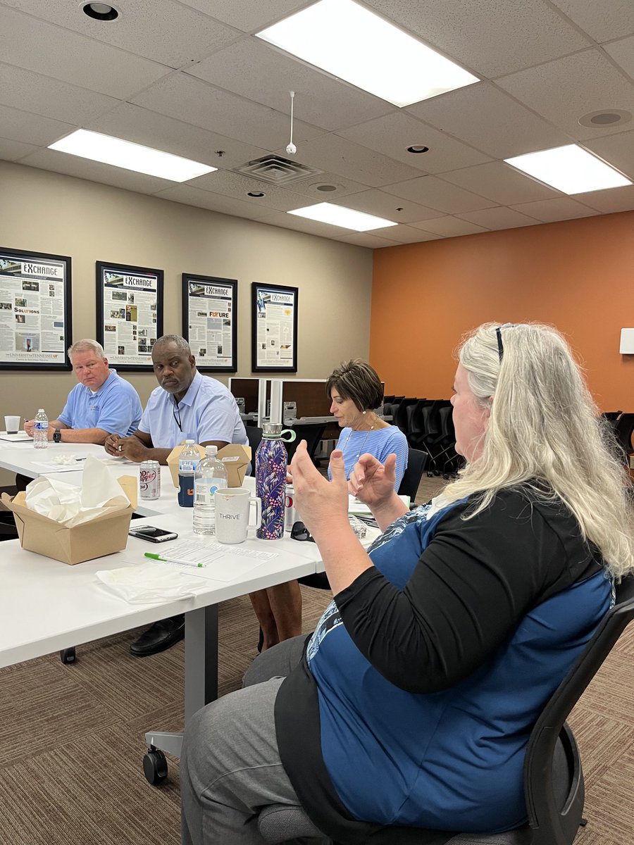 PaulHJennings's tweet photo. ⁦@UTCIS⁩ leadership team met last week to discuss economic resiliency. Range of expertise/service lines/perspectives, plus public service ethic,  equals workable solutions for communities and manufacturers. https://t.co/JgKusDtBrd