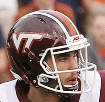 ScottHuddle88's tweet photo. @FB_Helmet_Guy Correct helmet choice! Just need to pair with orange pants!
First runner-up is early 90’s VT. https://t.co/zsTpuhXpyj