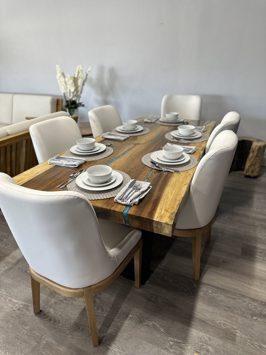 CastanoLiving's tweet photo. @ArgiroCasta888 Nos encuentras en 2882 N Federal Hwy, 33431 Boca Raton Fl. https://t.co/Ujg6B9hg1o