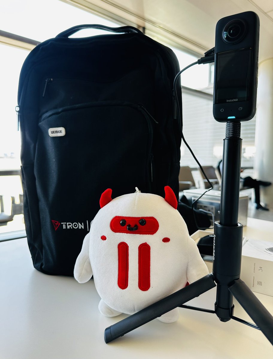 St3venTRON's tweet image. On my way to Japan for the #WebX2023 Conference 🇯🇵 and #TRON bull is ready to record 🎥
