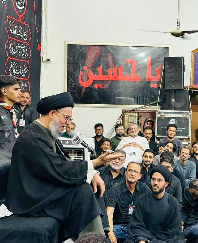 Mehd49035849Ali's tweet photo. دلوں میں محبتیں پیدا کرو تاکہ دل نورانی بنیں، دل نورانی ہوگا تو تمہارا چہرہ بھی نورانی ہوگا، ذھن بھی نورانی ہوگا، زندگی بھی نورانی ہوگی۔🌺🥀

~ آیت اللہ عقیل الغروی صاحب ❤️
#المحرم_حرام https://t.co/hc4dRUWn0O