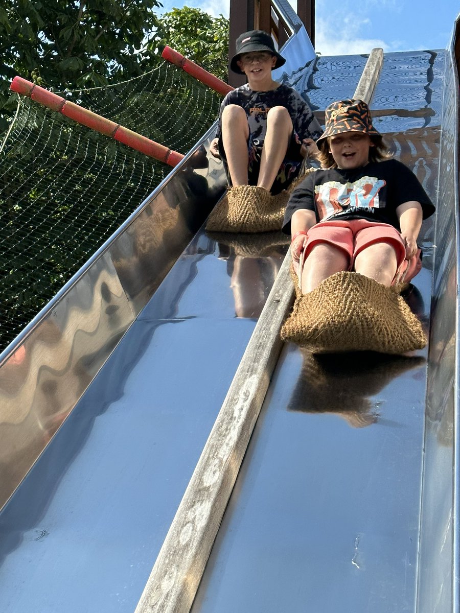 Death slides 😬🤪<a href="/NorthTown5JF/">NorthTown6JF</a>