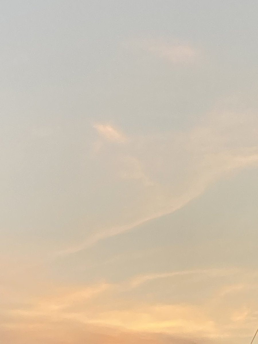 GK1520's tweet photo. Stay safe, and always remember how much you are loved #Sky_for_Jooheon #주헌이와_같은_하늘_아래서 https://t.co/duhxdWF4vm
