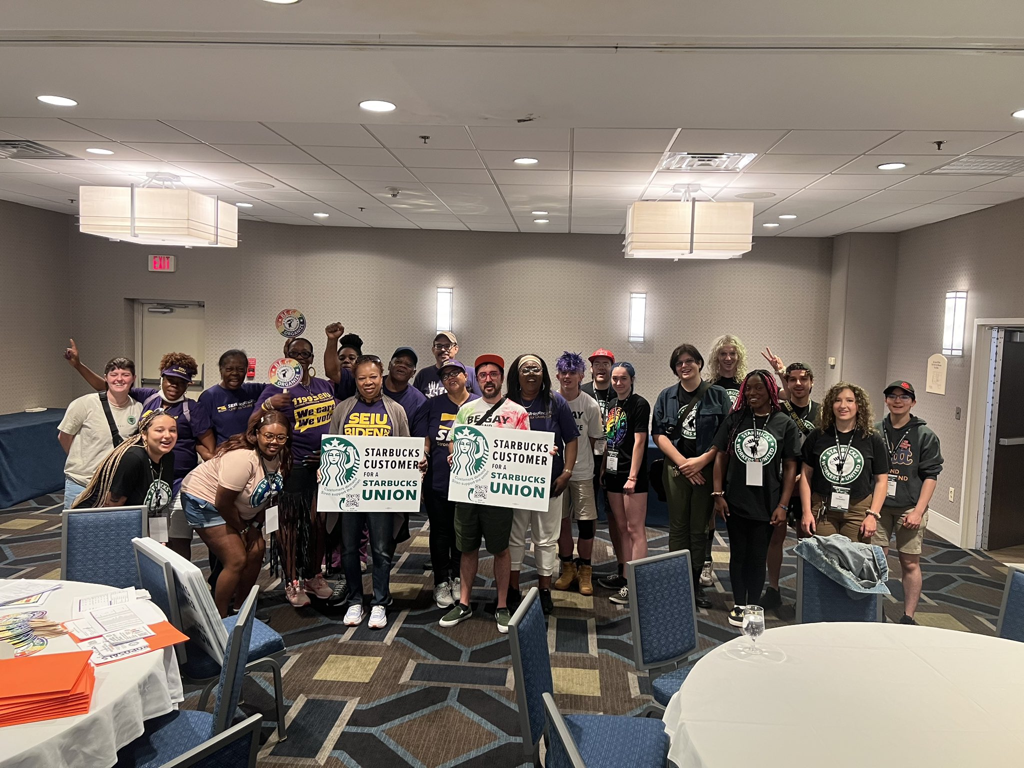 Starbucks Workers United on Twitter: "PHILLY IS A UNION TOWN! Stay ...