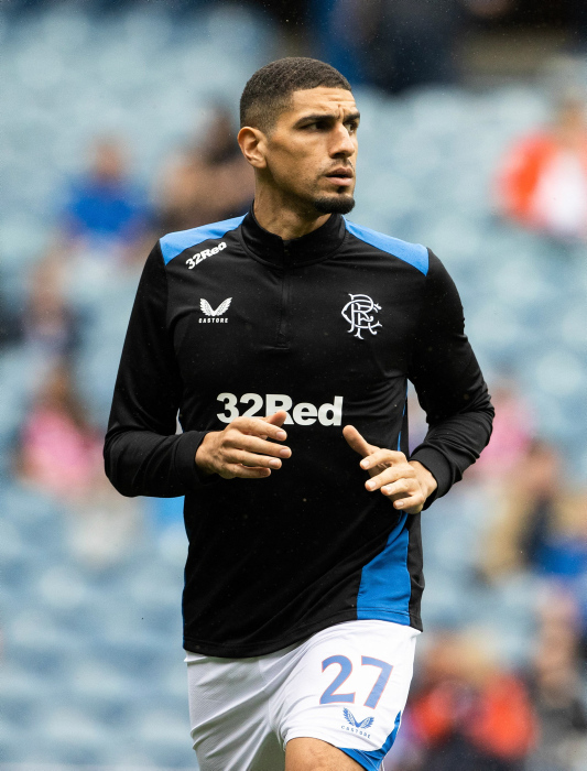 PLZSoccer's tweet photo. 📷 PICTURED: The Rangers squad have arrived at Ibrox ahead of today's pre season match in Glasgow

Will Michael Beale's side come out on top against the German club? 

#RangersFC I #RANHAM https://t.co/NVbhnUgl5U