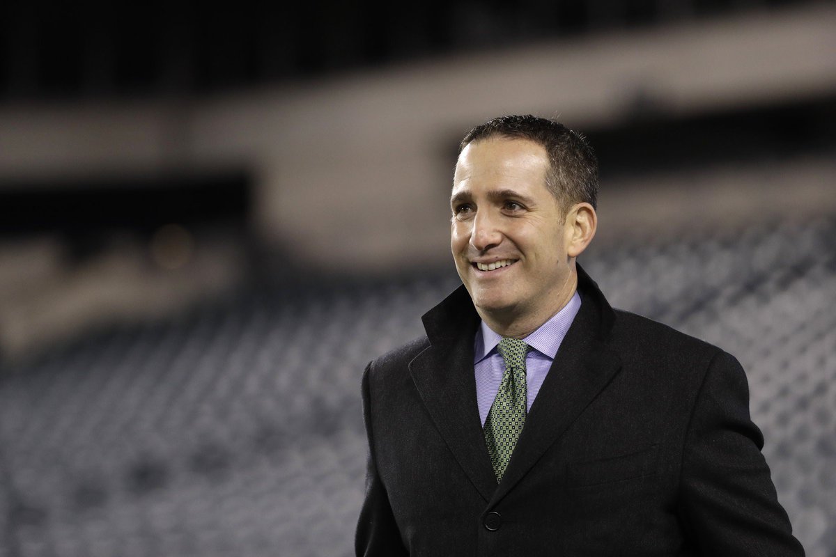 Let’s take a look at this Eagles franchise since 2017:
2017: Won Super Bowl against the greatest sports Dynasty
2018: Made the divisional round, lost by a catch.
2019: Made the playoffs again, lost wild card.
2021: New QB, made playoffs and lost.
2022: Lost Super Bowl. https://t.co/sXVF5tVq7c https://t.co/fbqUgtxkH9