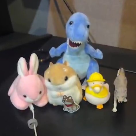 gunilsmenu's tweet photo. xdinary heroes' representative animals on their studio table 🥲

bunny plushie - junhan
hamster plushie - gunil
t-rex plushie - jungsu
duck toy - gaon
shiba sticker - ode
wolf figurine - jooyeon https://t.co/mU6A1O6PJD