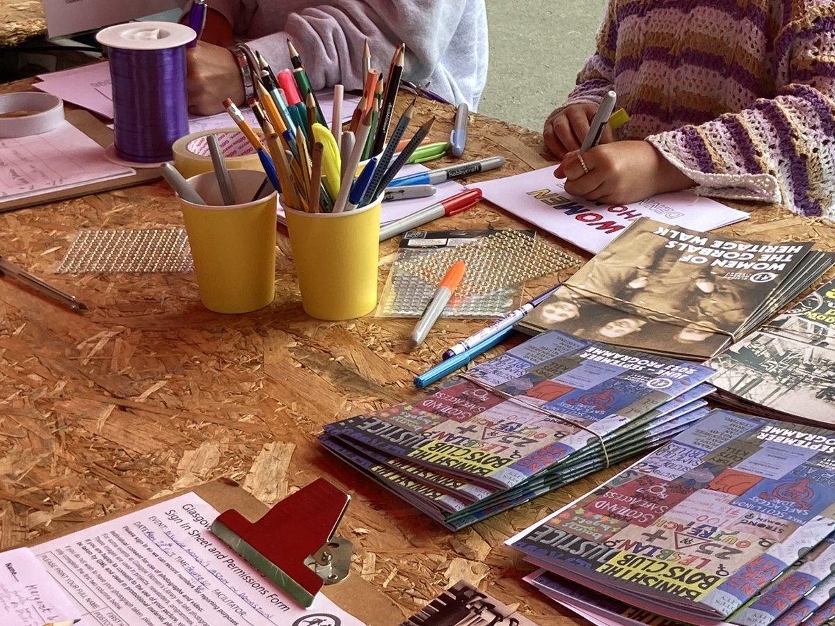 Morag_Smith_'s tweet photo. Hearing stories of Dennistoun women ( and colouring in!) at Alexandra Park Festival ⁦@womenslibrary⁩ https://t.co/F5vQpe2S7L