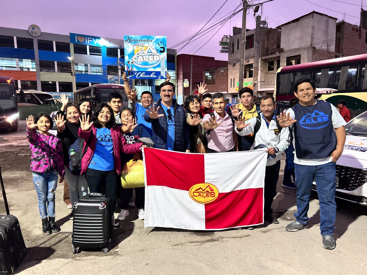 Pr_JaimePerez's tweet photo. Este viernes llegamos a Chincha junto a los jóvenes de la MPCS (@adventistasmpcs) para participar de “Misión Caleb”, obra misionera, evangelismo, acciones solidarias. 
Con la bendición y poder de Dios impactaremos esta ciudad con el amor de Jesús.
#MisiónCaleb https://t.co/B2F23nB30O