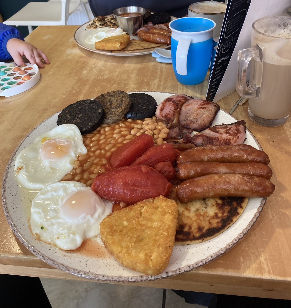 At Haggerston for the weekend with the Mrs and the wee one. Made a brilliant decision to go to a cafe just outside Berwick instead of waiting over an hour for food on the campus. Polished this off with a bit to spare… can’t wait for soft play this afternoon 😂😴